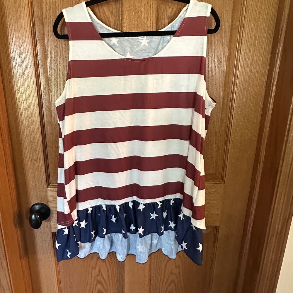 Nextmia Red/Cream/Blue T-Shirt Knit Tank Tunic. Cute Back with Bows.  Size 18.
